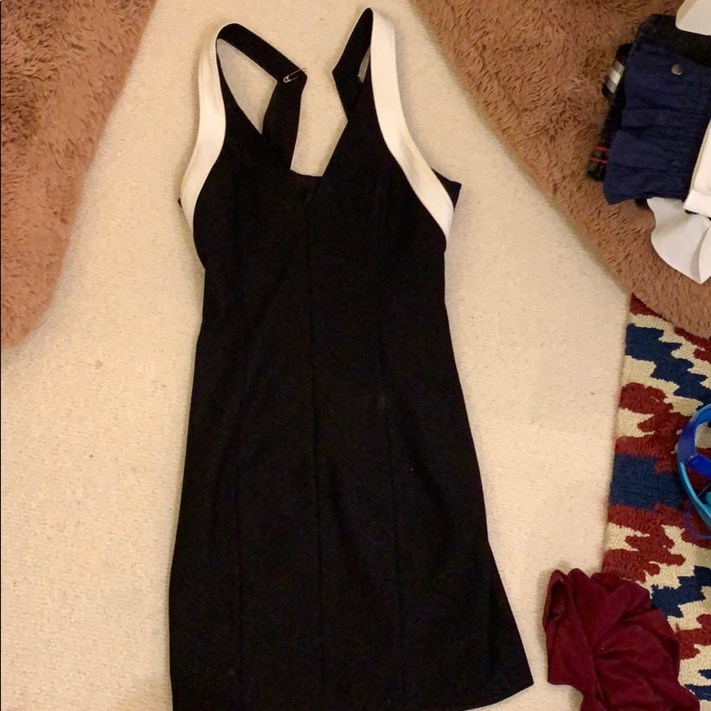 Black and White Elizabeth and James dress